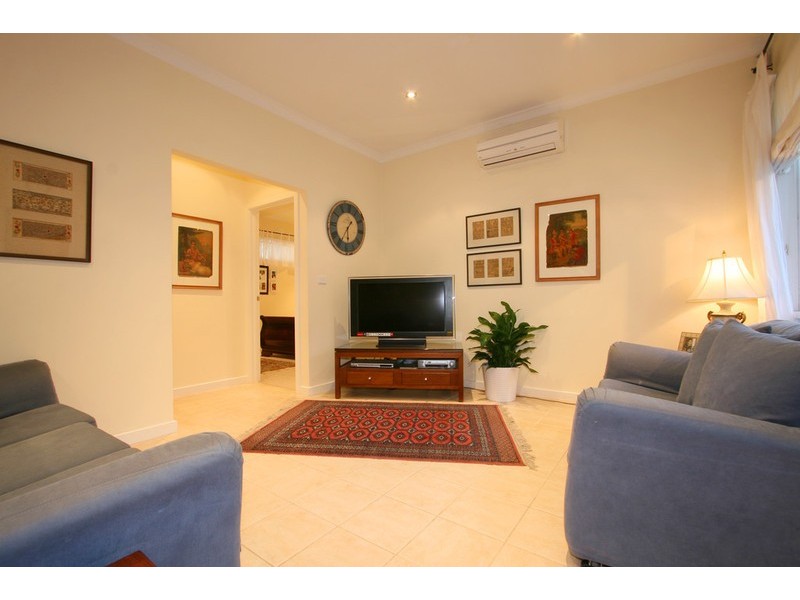 34B Winbirra Parade, Ashwood VIC 3147