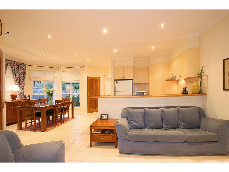 34B Winbirra Parade, Ashwood VIC 3147