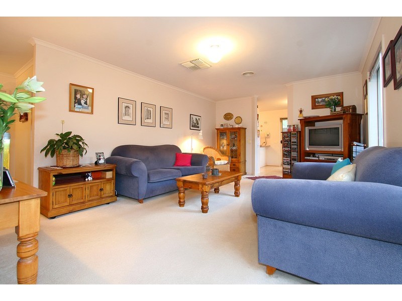 19 Brindalee Mews, Chadstone VIC 3148