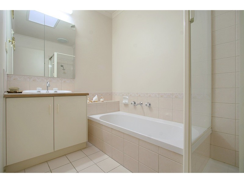 19 Brindalee Mews, Chadstone VIC 3148