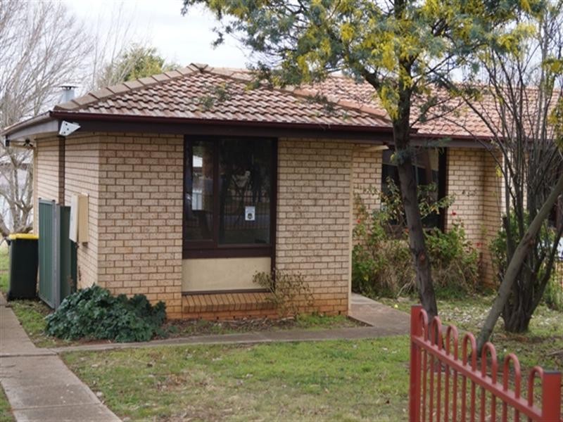 10 South Terrace, Orange NSW 2800