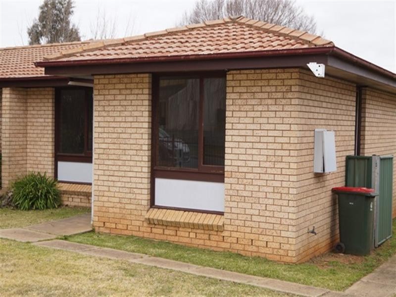 10 South Terrace, Orange NSW 2800
