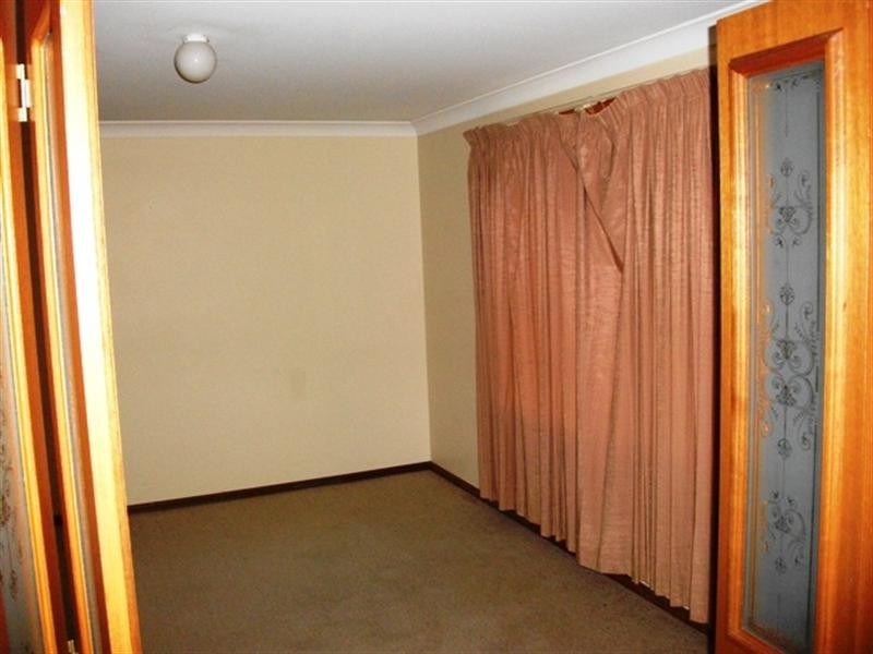 1 Blackmans Close, Orange NSW 2800