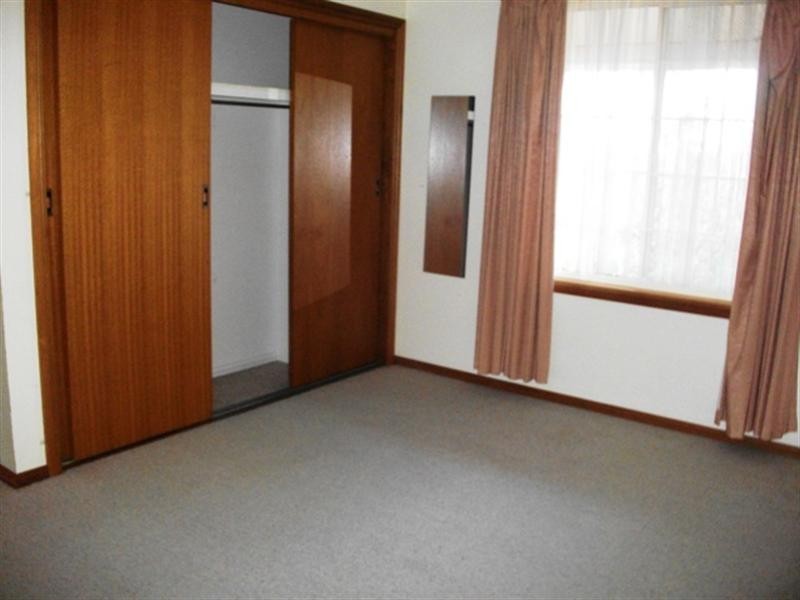 1 Blackmans Close, Orange NSW 2800