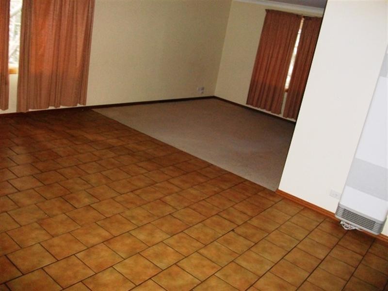 1 Blackmans Close, Orange NSW 2800