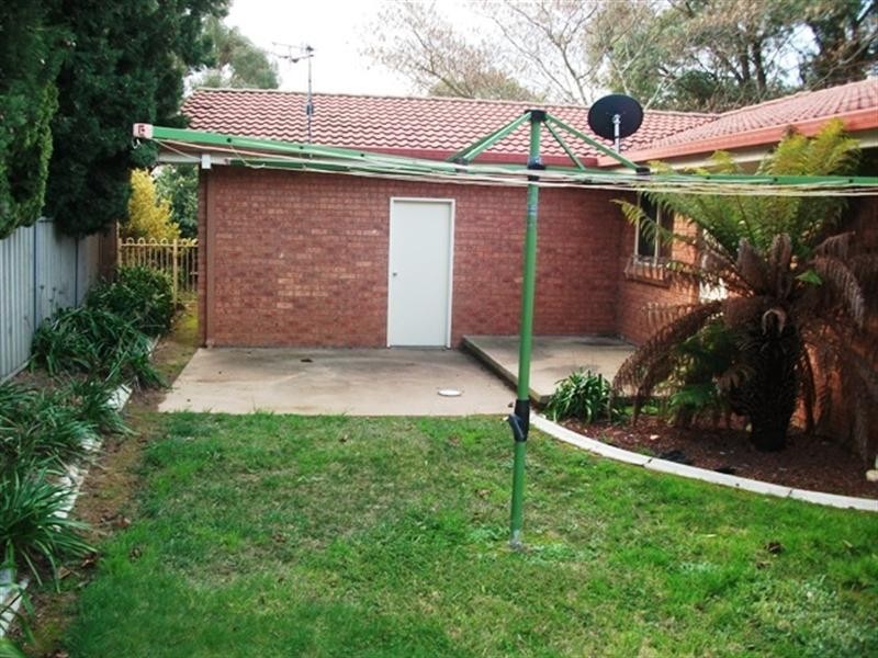 1 Blackmans Close, Orange NSW 2800