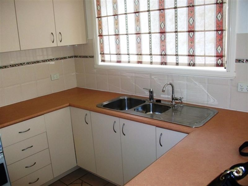 4 Wisteria Place, Orange NSW 2800