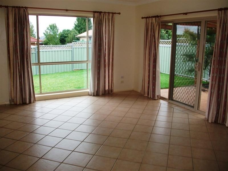 4 Wisteria Place, Orange NSW 2800