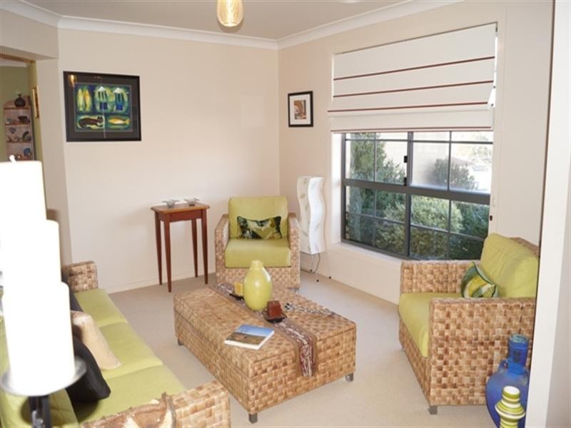 32 Quinlan Run, Orange NSW 2800