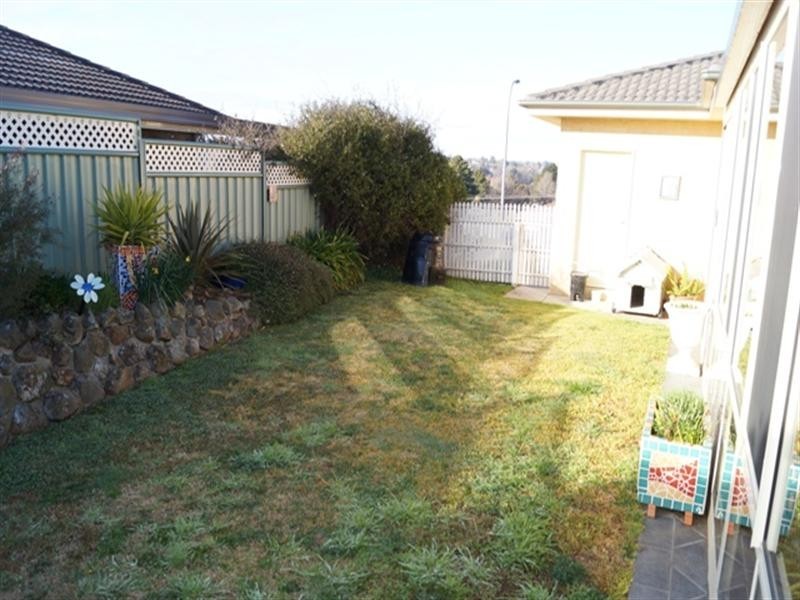 32 Quinlan Run, Orange NSW 2800