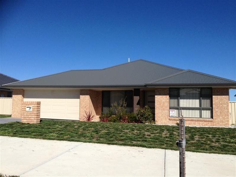 87 Diamond Drive, Orange NSW 2800