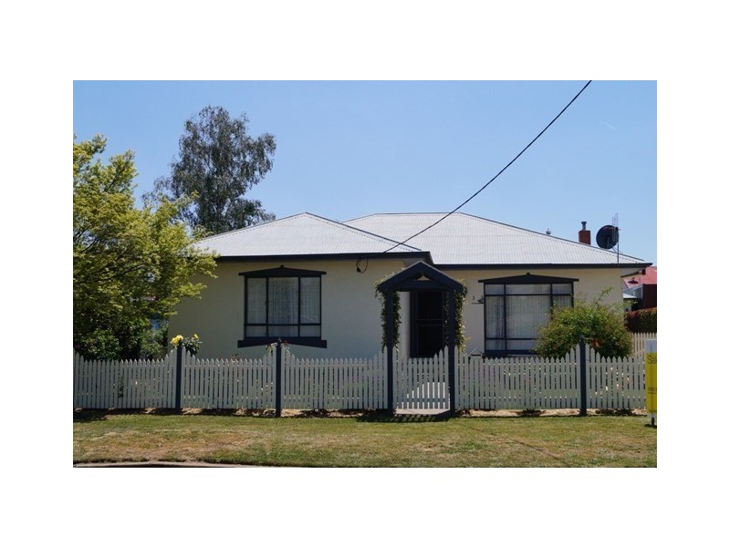 1 Tynan Street, Orange NSW 2800