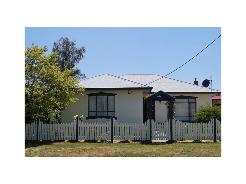 1 Tynan Street, Orange NSW 2800