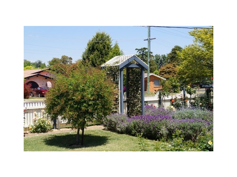 1 Tynan Street, Orange NSW 2800
