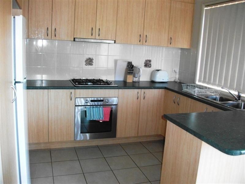 2-4 Covent Close, Orange NSW 2800