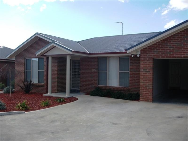22-4 Covent Close, Orange NSW 2800