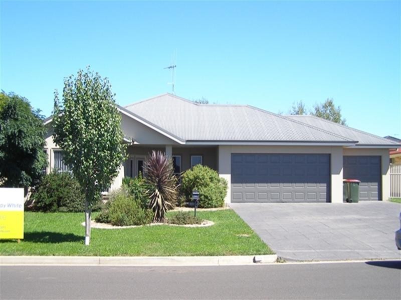 15 Jonathon Road, Orange NSW 2800