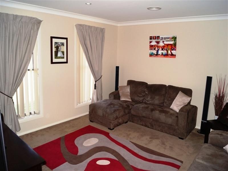 50 Diamond Drive, Orange NSW 2800