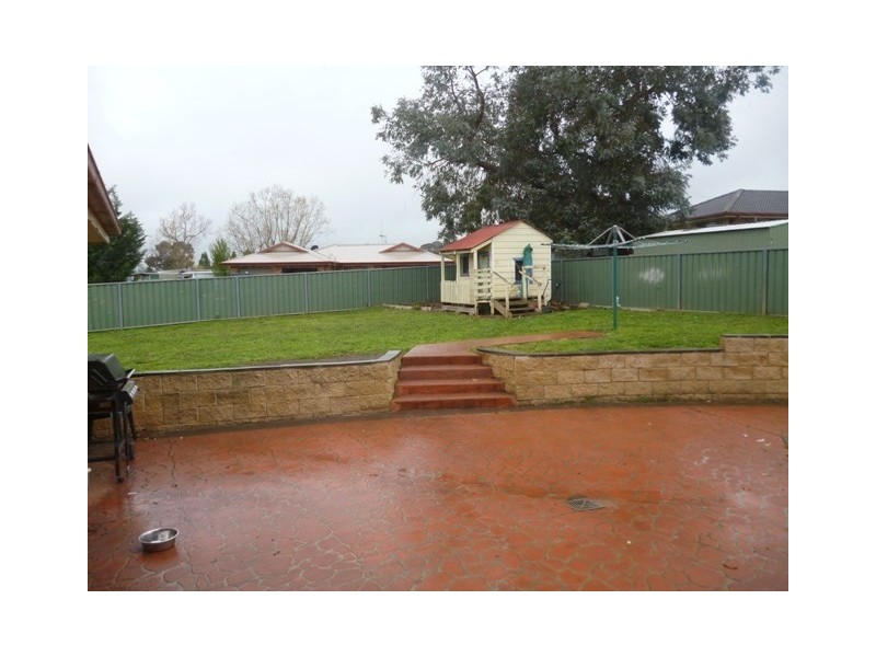 12 Marsden Place, Orange NSW 2800