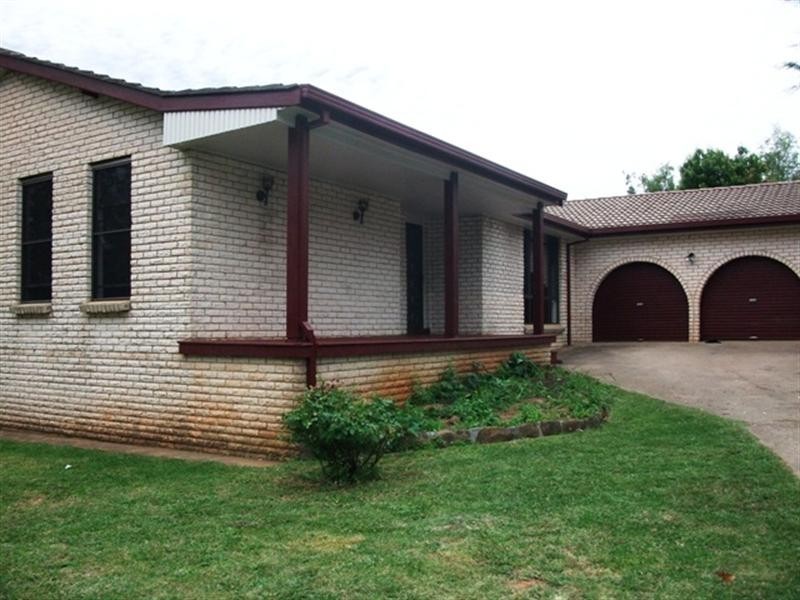 14 Wiare Circuit, Orange NSW 2800