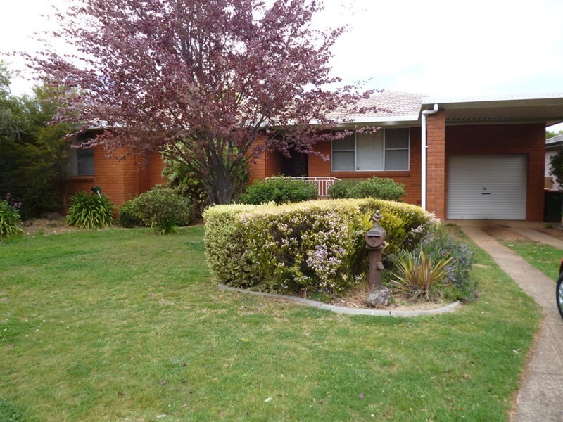 7 Courallie Drive, Orange NSW 2800