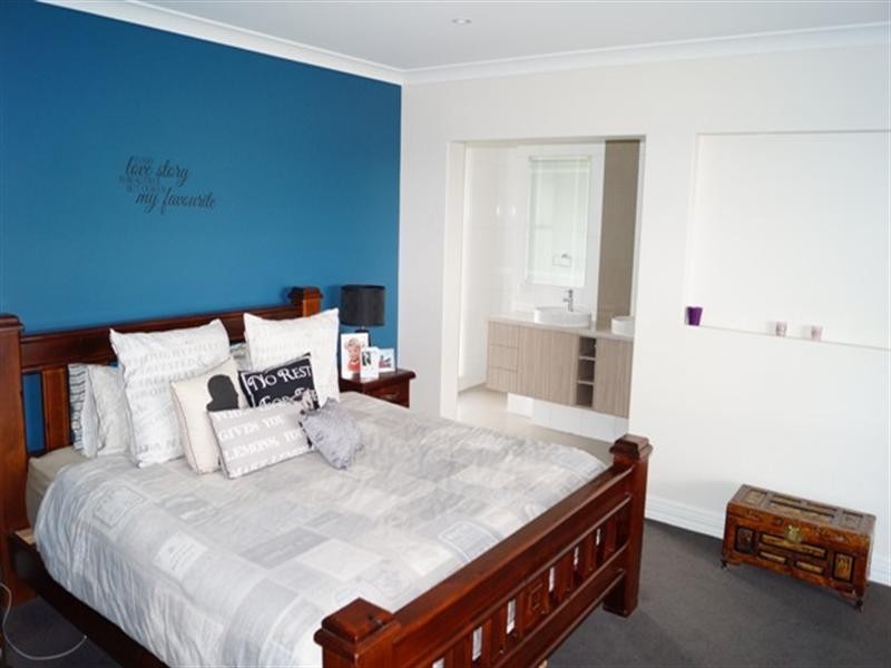 154 Favell Road, Lucknow NSW 2800