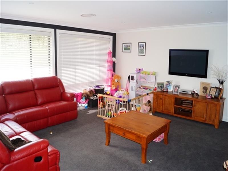 154 Favell Road, Lucknow NSW 2800