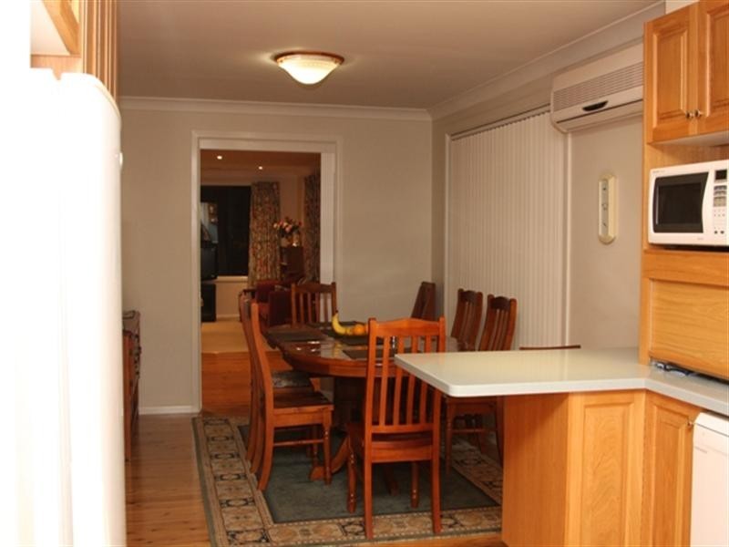 8 Kylie Circuit, Orange NSW 2800