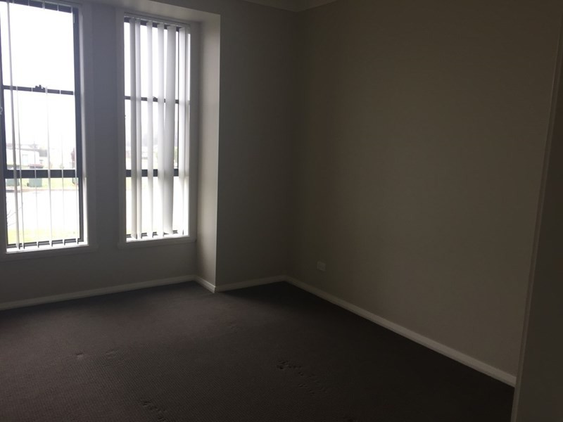 15 Emerald Street, Orange NSW 2800