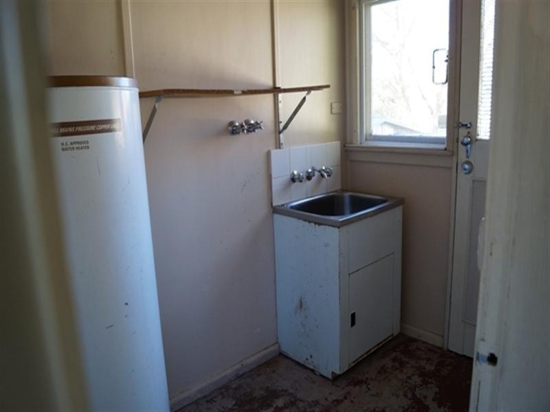 17 Goorawin Road, Orange NSW 2800