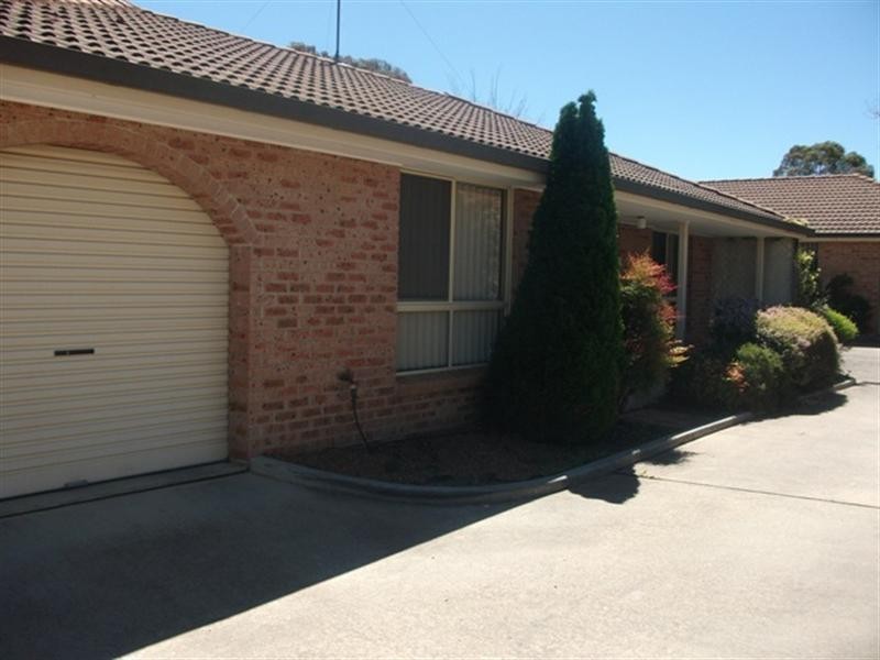 2/63 Bletchington Street, Orange NSW 2800