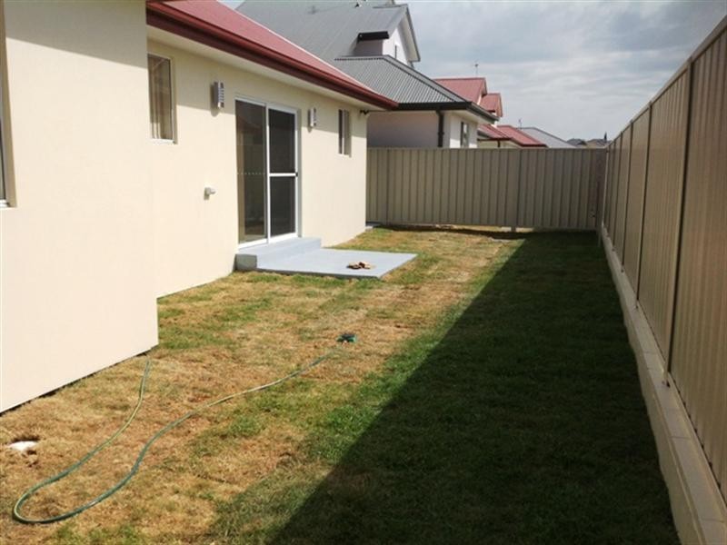 Unit 3/19 Moonstone Drive, Orange NSW 2800