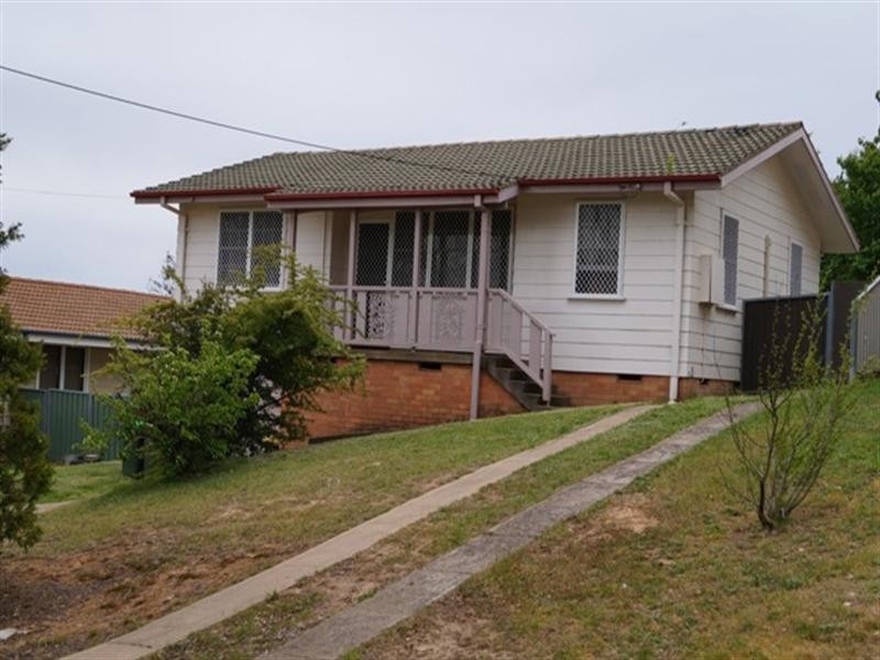 43 Algona Crescent, Orange NSW 2800
