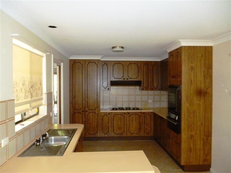 38 james Sheahan Drive, Orange NSW 2800