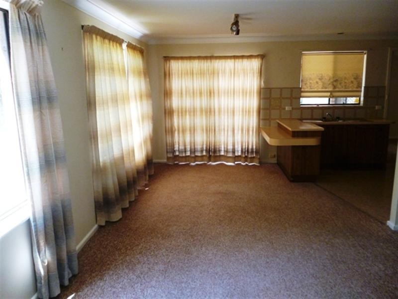 38 james Sheahan Drive, Orange NSW 2800