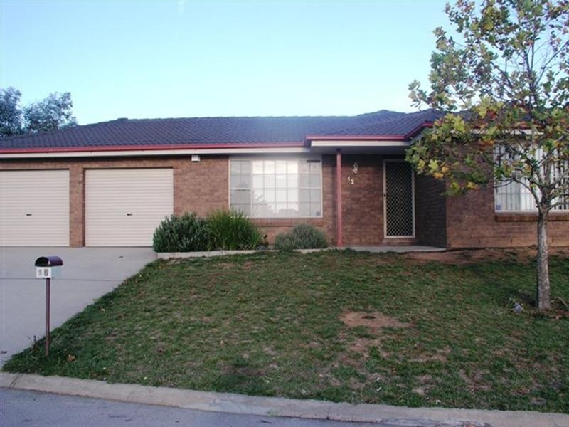 12 Marsden Place, Orange NSW 2800