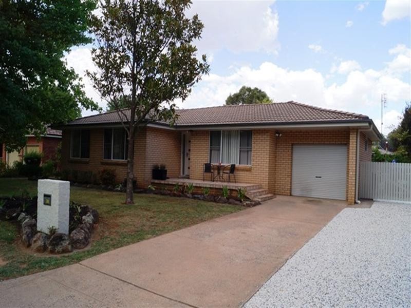 38 Kooronga Avenue, Orange NSW 2800