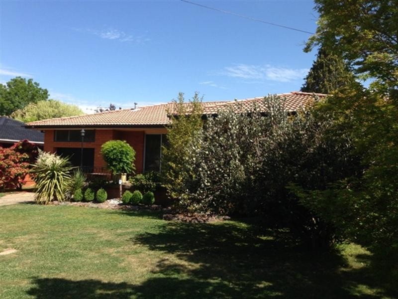 14 Endeavour Avenue, Orange NSW 2800