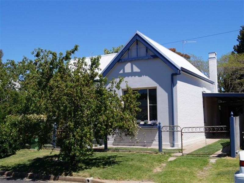 8 Palmer Street, Orange NSW 2800