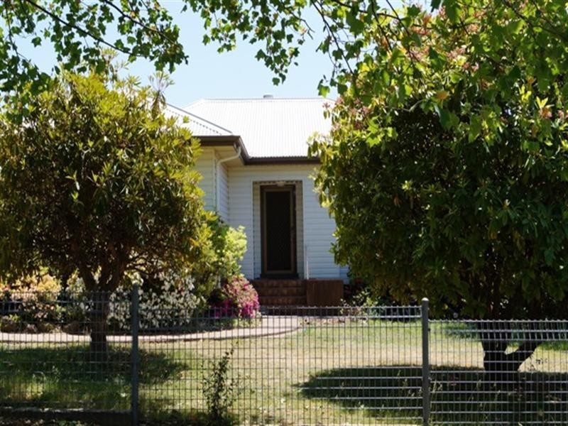 9 Bardia Avenue, Orange NSW 2800