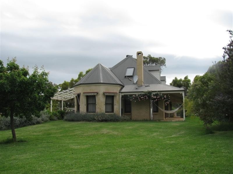 2472 Mitchell Highway, Orange NSW 2800