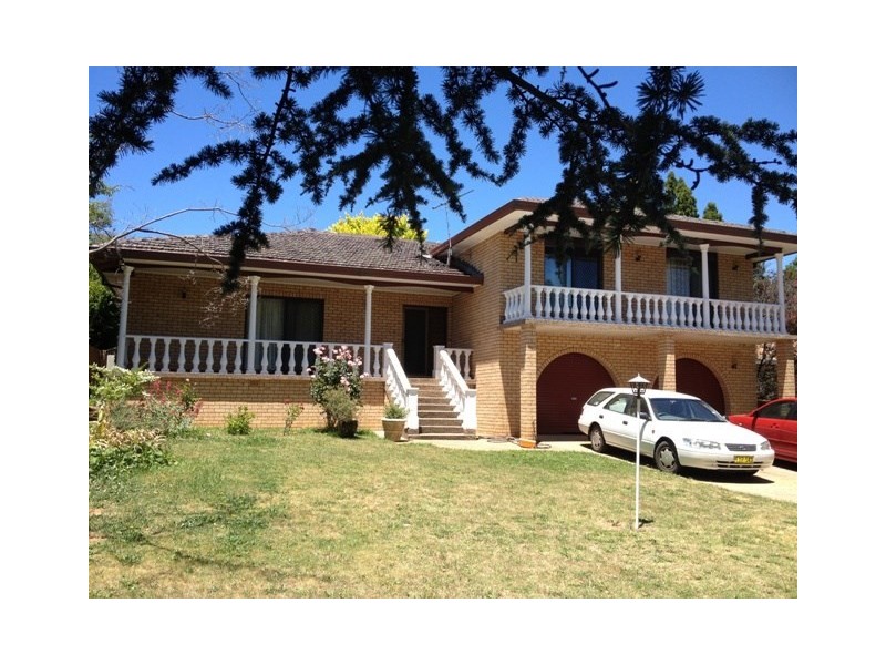 9 Pulari Place, Orange NSW 2800