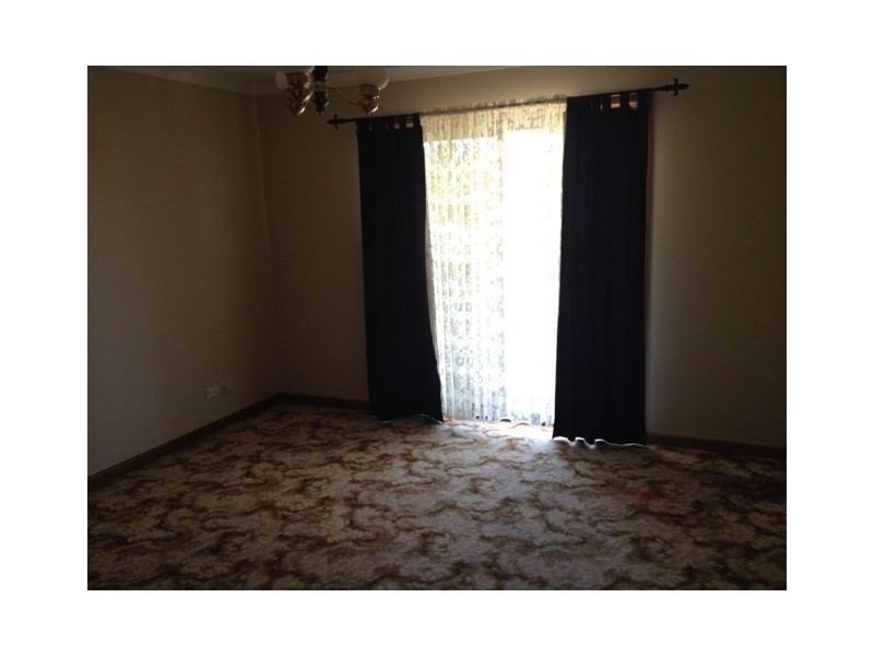 9 Pulari Place, Orange NSW 2800