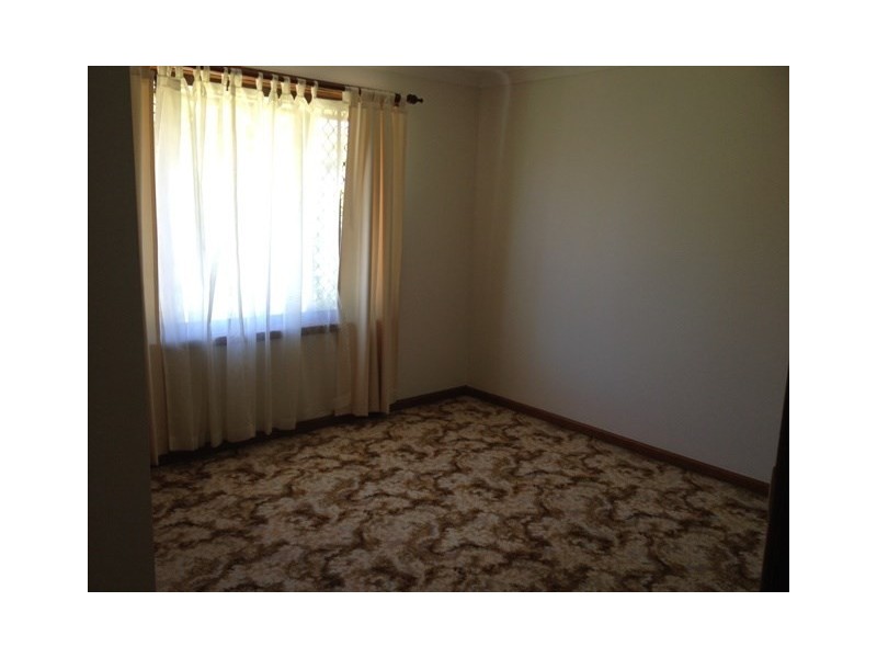 9 Pulari Place, Orange NSW 2800