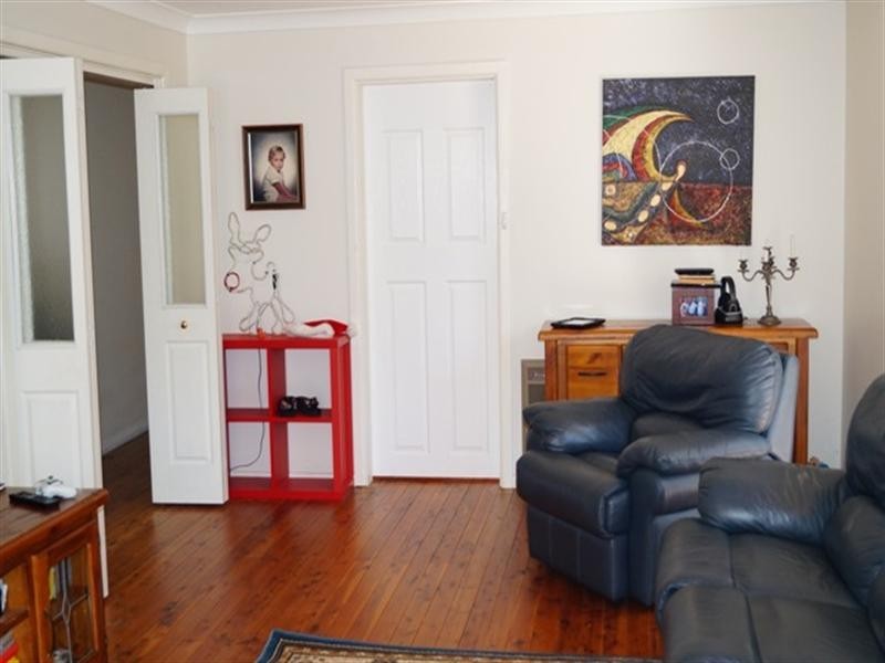 23 Burreburry Crescent, Orange NSW 2800