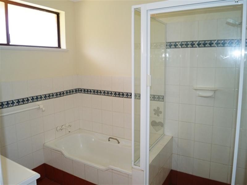 23 Burreburry Crescent, Orange NSW 2800