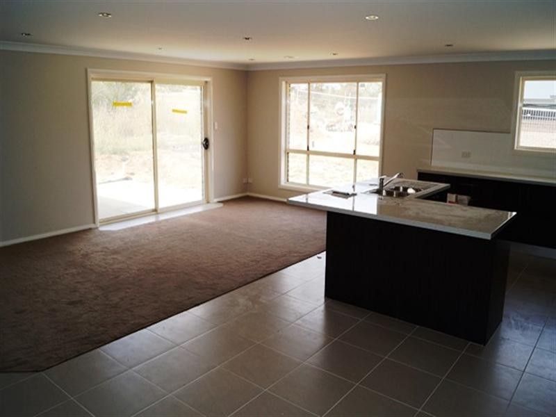 5 Turquoise Way, Orange NSW 2800