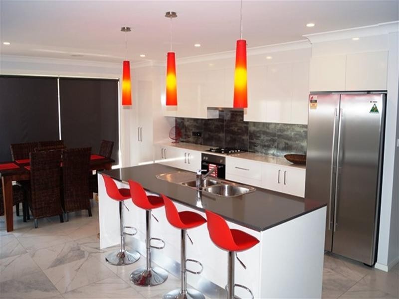 22 Molloy Drive, Orange NSW 2800