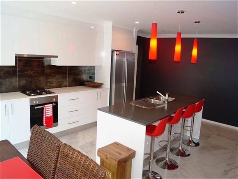 22 Molloy Drive, Orange NSW 2800