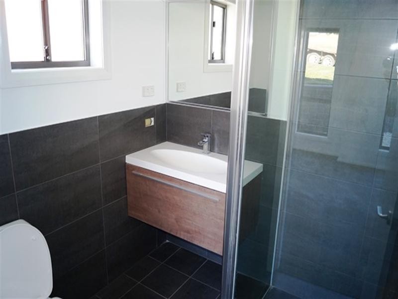 16 Downey Crescent, Orange NSW 2800